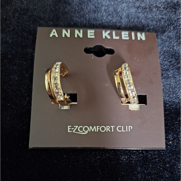 🎁Anne Klein Gold-Tone Small Square Crystal Double-Row Clip-On Hoop Earrings - Picture 3 of 5